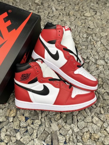 Jordan 1 Retro High Shoes