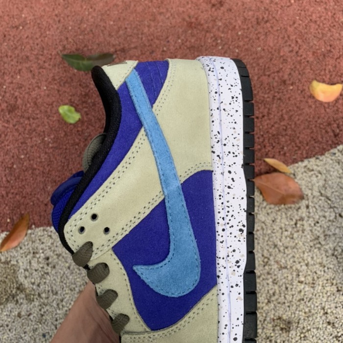 Nike Dunk Low SB Celadon