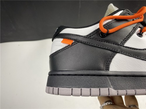 Off-White x Nike Dunk Low