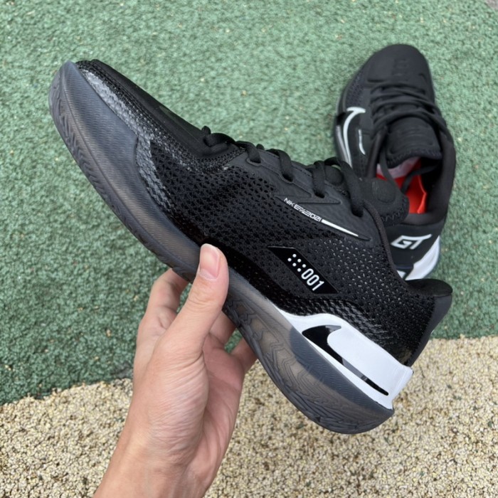 Nike Zoom GT CUT