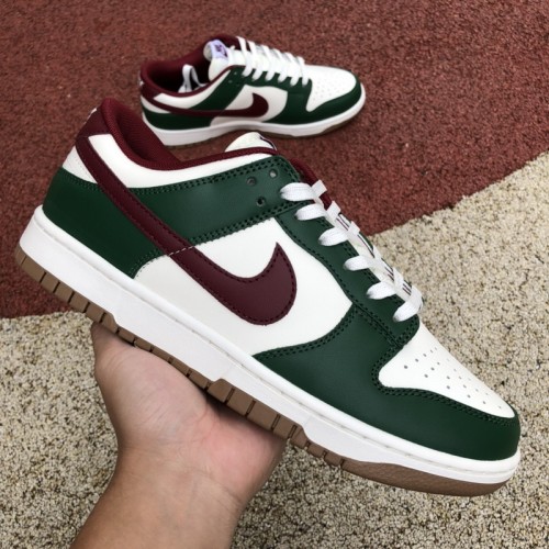 Nike Dunk Low “Gorge Green”
