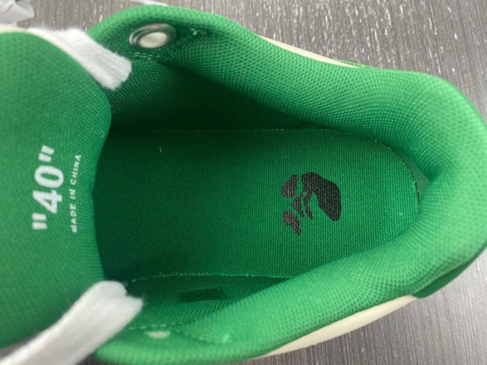 OFF-WHITE Out Of Office OOO Low Tops White Green