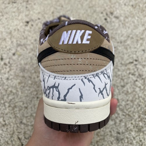 Travis Scott x Nike SB Dunk Low
