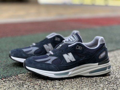 New Balance 991v2 MiUK Dark Navy
