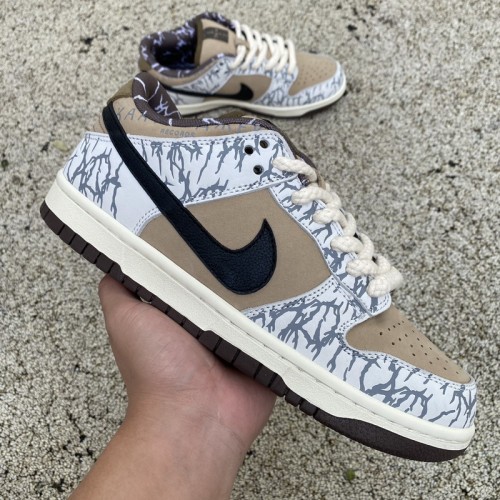 Travis Scott x Nike SB Dunk Low