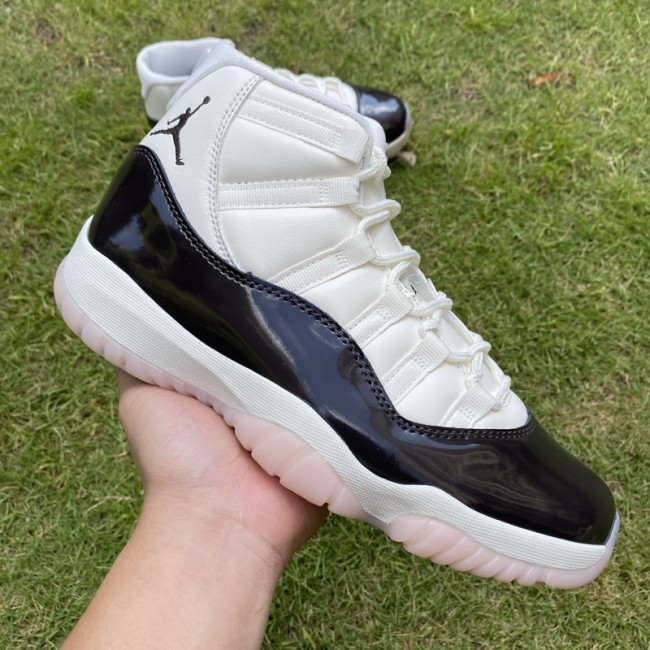 Air Jordan 11 Neapolitan GS