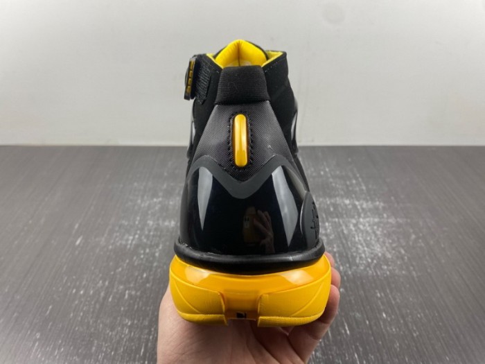 Nike Air Zoom Huarache 2K4 Black Varsity Maize