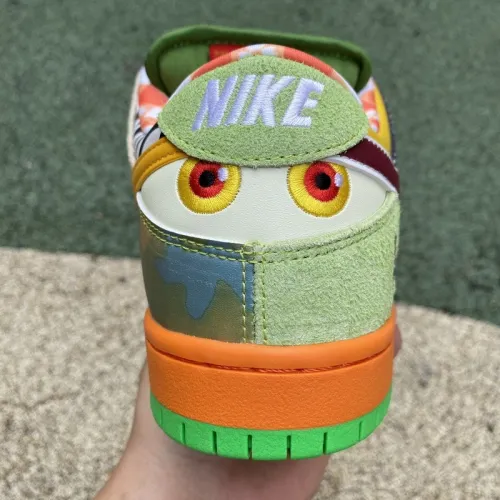 Nike SB Dunk Low Shoes