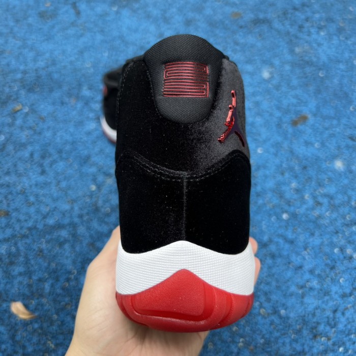 Air Jordan 11 Bred Velvet