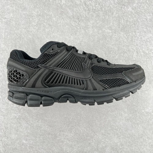 Nike Zoom Vomero 5 Triple Black