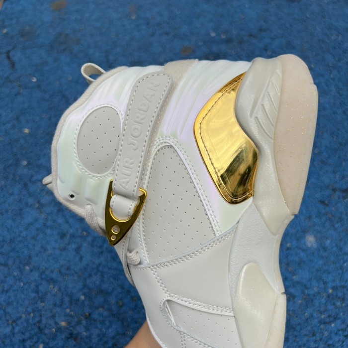 Jordan 8 Retro Champagne