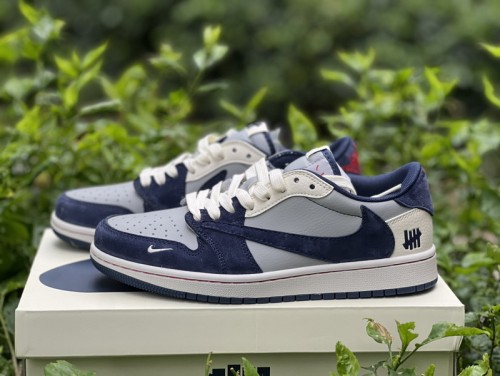 Travis Scott x Air Jordan 1 Low