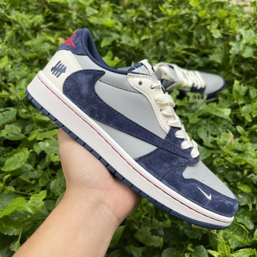 Travis Scott x Air Jordan 1 Low