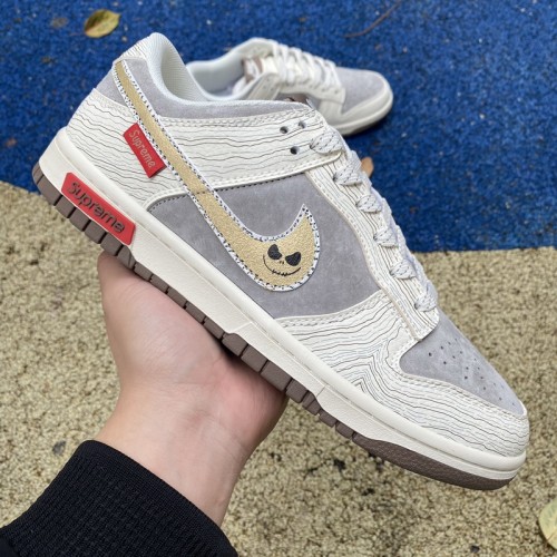Nike Dunk Low x Supreme Shoes