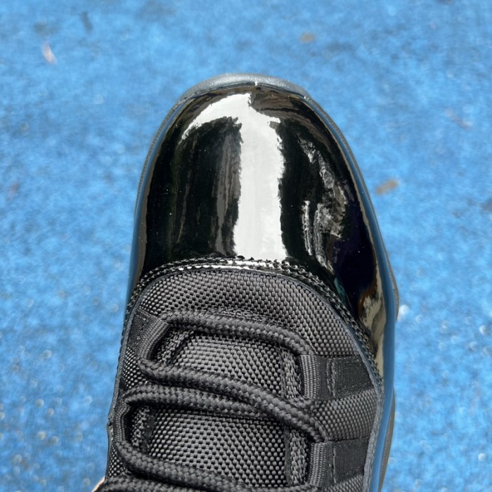 Air Jordan 11 Gamma Blue