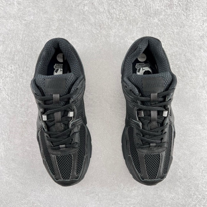 Nike Zoom Vomero 5 Triple Black