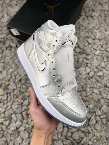 Jordan 1 Retro High Shoes