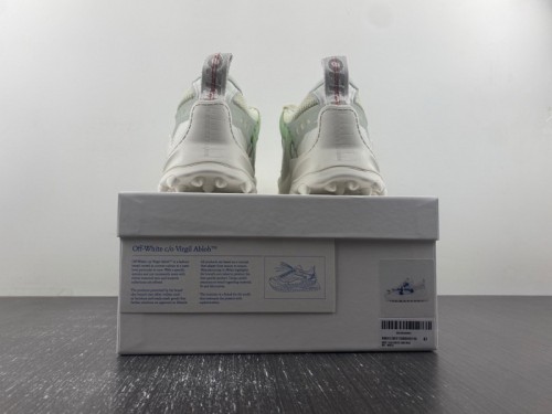 Off-White c/o Virgil Abloh