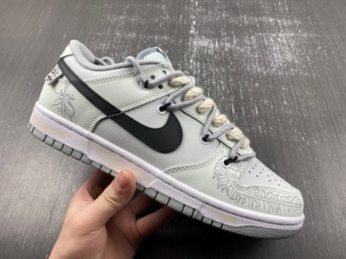 Nike SB Dunk Low Shoes