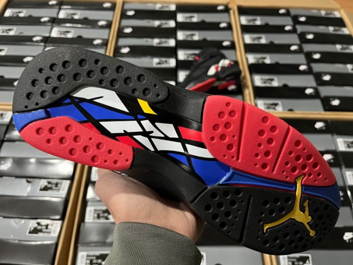 Jordan 8 Retro Playoffs (2023)