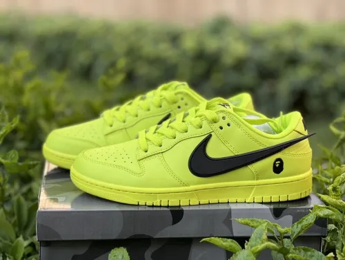Nike Dunk Low x A BATHING APE STA