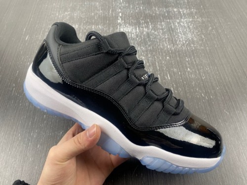 Air Jordan 11 Low Space Jam