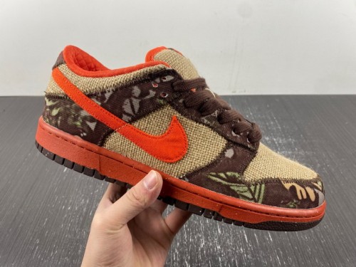 Nike SB Dunk Low Reese Forbes Hunter