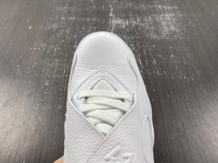 Jordan 8 Retro OVO White