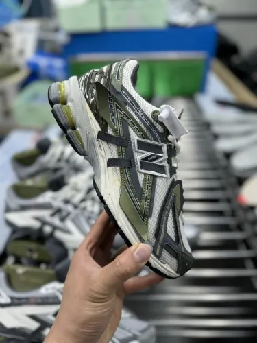New Balance 1906A Olive Juice Sea Salt