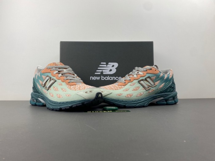 New Balance 1906W New Spruce Light Sparrow