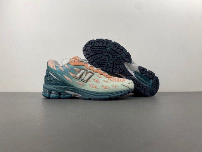 New Balance 1906W New Spruce Light Sparrow