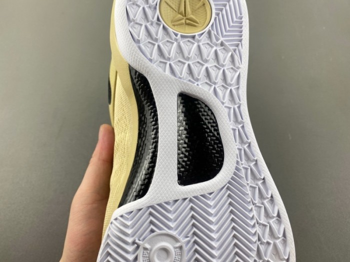 Nike Kobe 8 Protro TB Champagne Gold