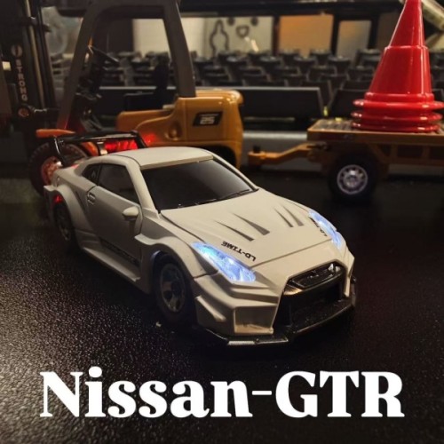 1:64 RC迷你遙控車全比例四驅漂移車桌面賽車汽車模型擺飾男孩生日禮物
