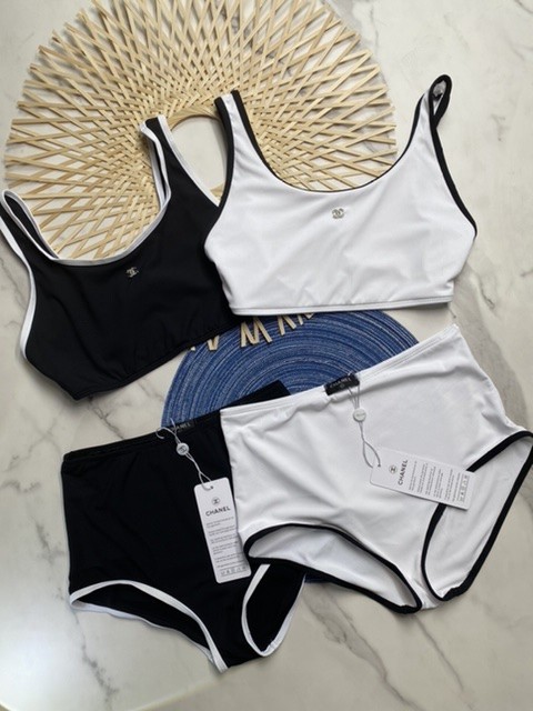 Bikinis LP102