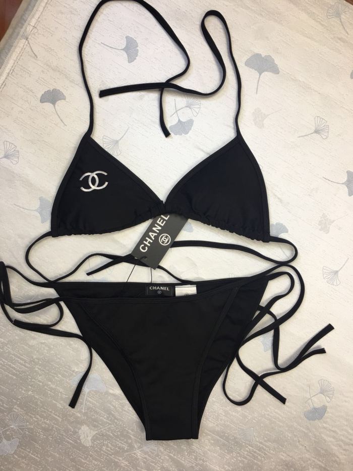 Bikinis LP106