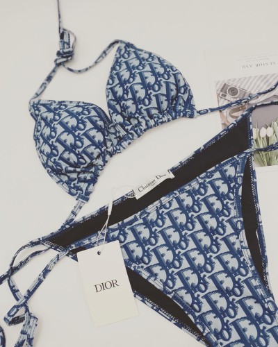 Bikinis LP112