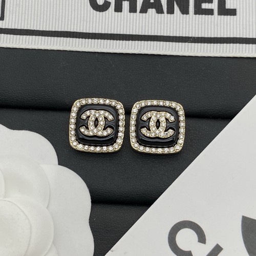 Stud earrings LP122