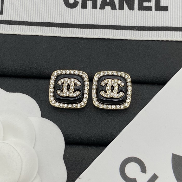 Stud earrings LP122