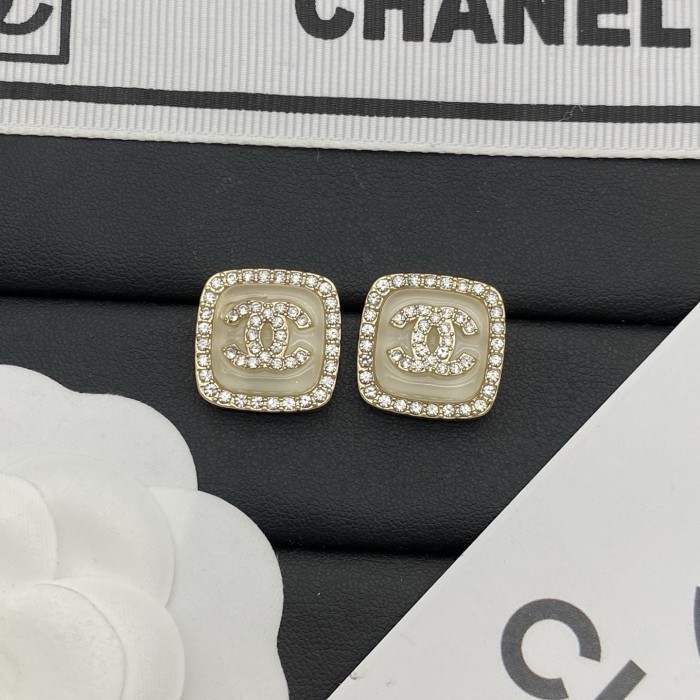 Stud earrings LP122