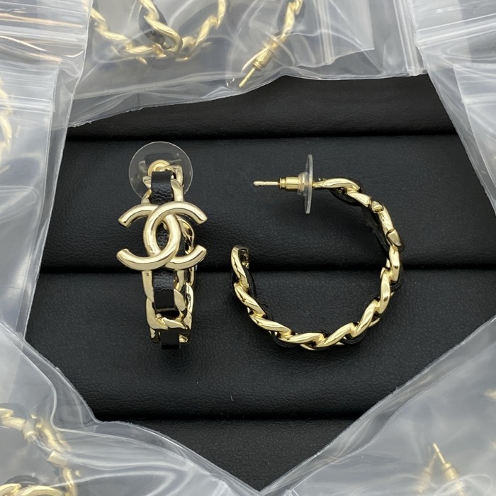 Stud earrings LP131