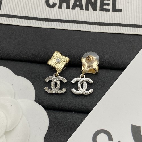 Stud earrings LP130