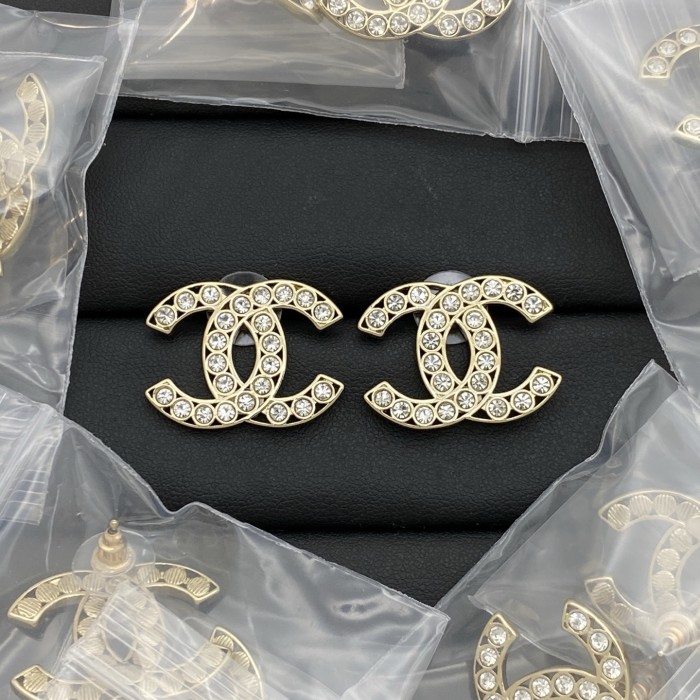 Stud earrings LP131