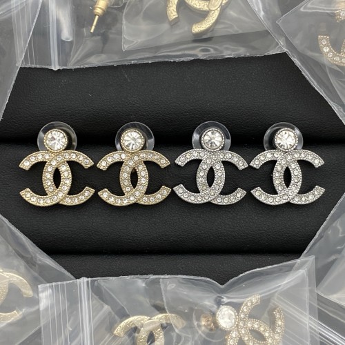 Stud earrings LP133