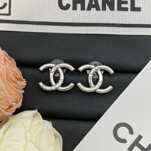 Stud earrings LP197