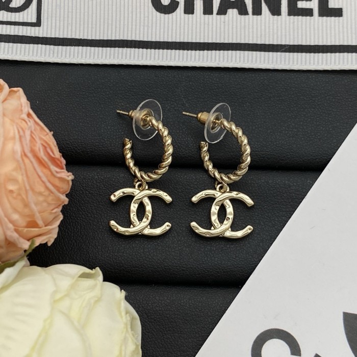 Stud earrings LP199