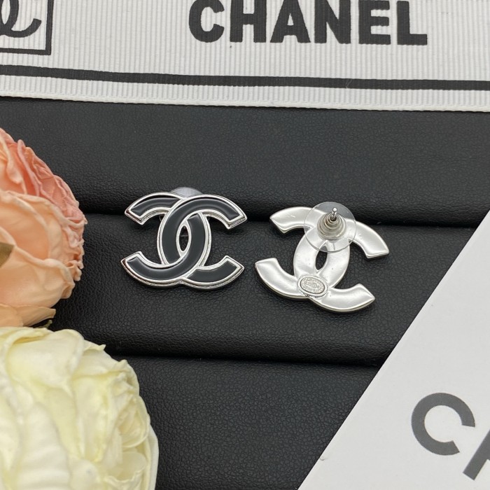 Stud earrings LP223