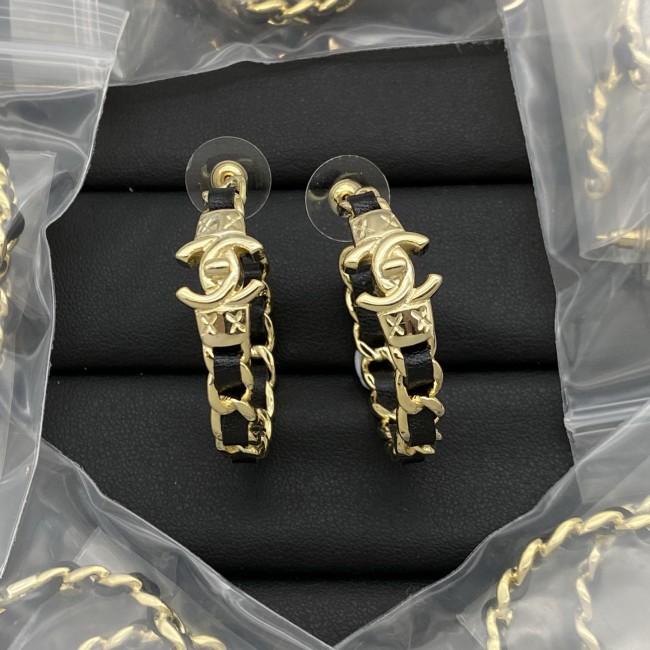 Stud earrings LP209