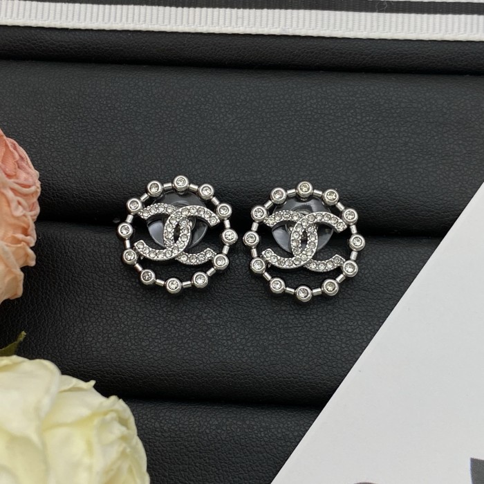 Stud earrings LP224