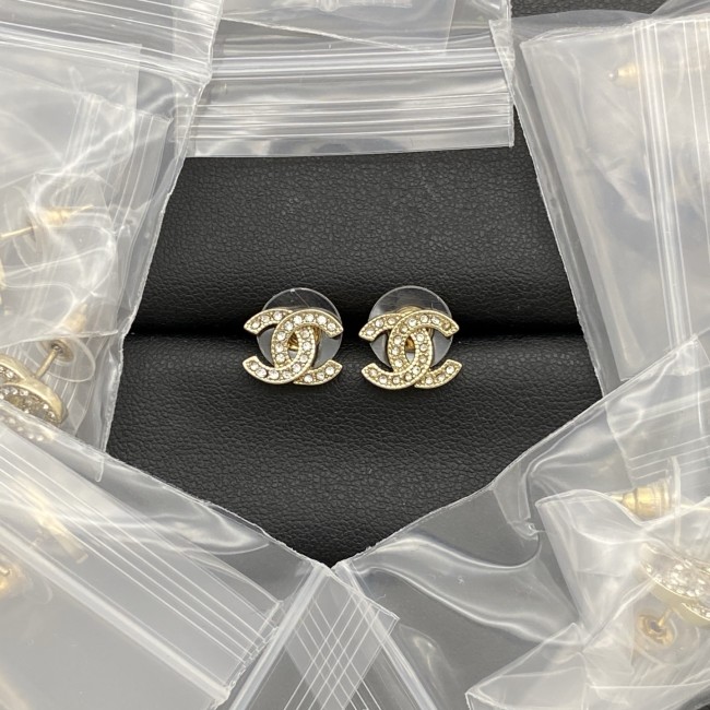 Stud earrings LP206