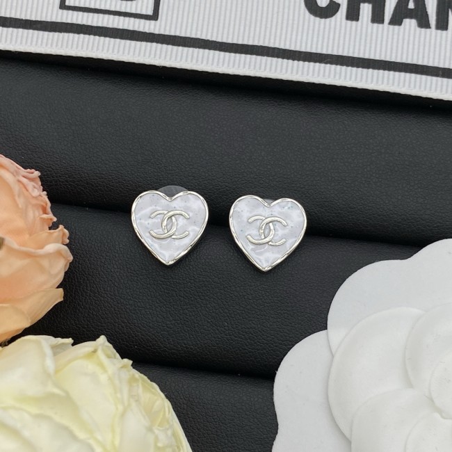 Stud earrings LP230